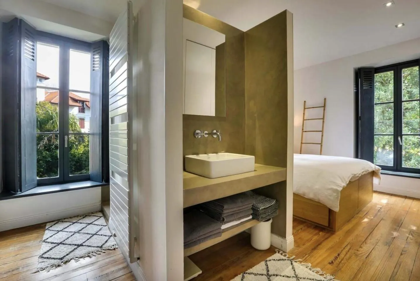 Maison Biarritz 0*,